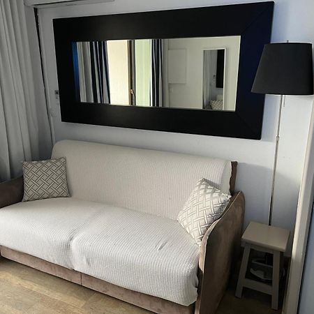 Appartement Bord De Mer Residence L'Ange Gardien Villefranche-sur-Mer Exterior foto