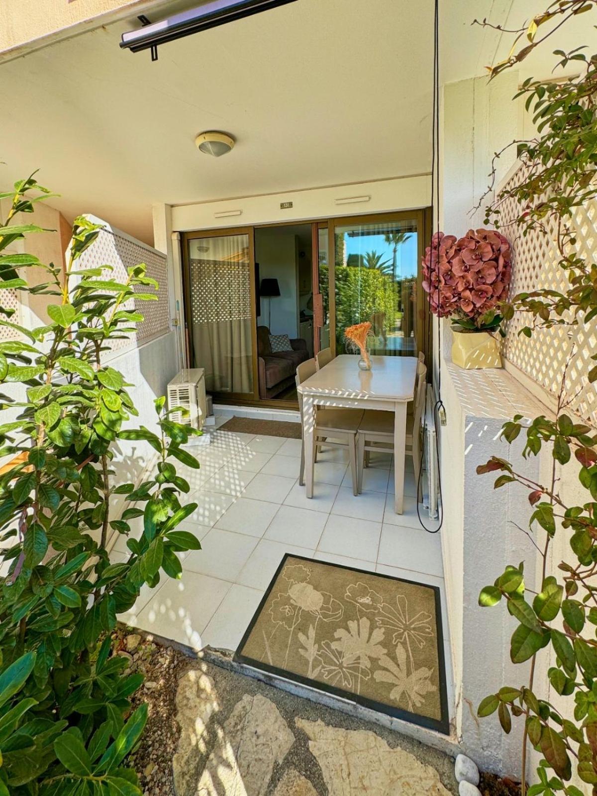 Appartement Bord De Mer Residence L'Ange Gardien Villefranche-sur-Mer Exterior foto